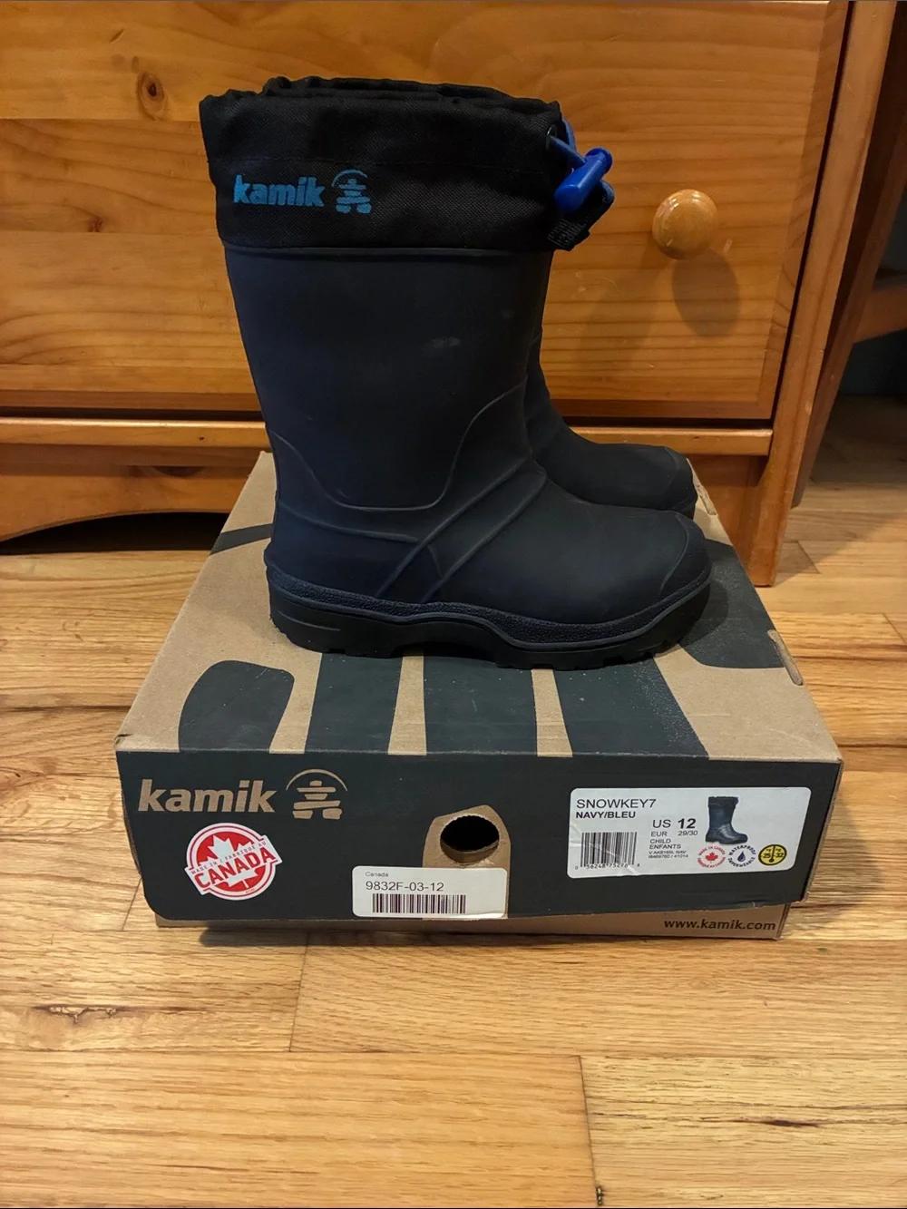 Kamik Kids Navy Blue Waterproof Snow Boots with Toggle